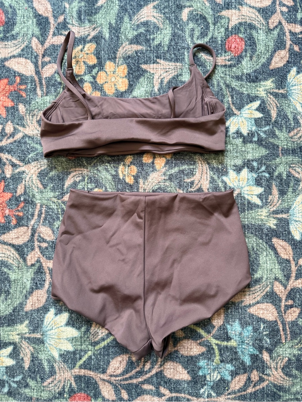 Left on Friday Bikini Set Barrel Bottom and Pool Days Top XS Stormy Taupe - Picture 2 of 5
